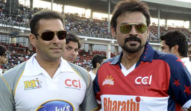 Cricket fun, but challenging, say Bollywood actors